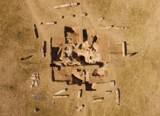 Mysterious sarcophagus surrounded my 14 stone pillars discovered in Mongolia steppes, Mysterious sarcophagus surrounded my 14 stone pillars discovered in Mongolia steppes picture, archeology, mysterious archeology