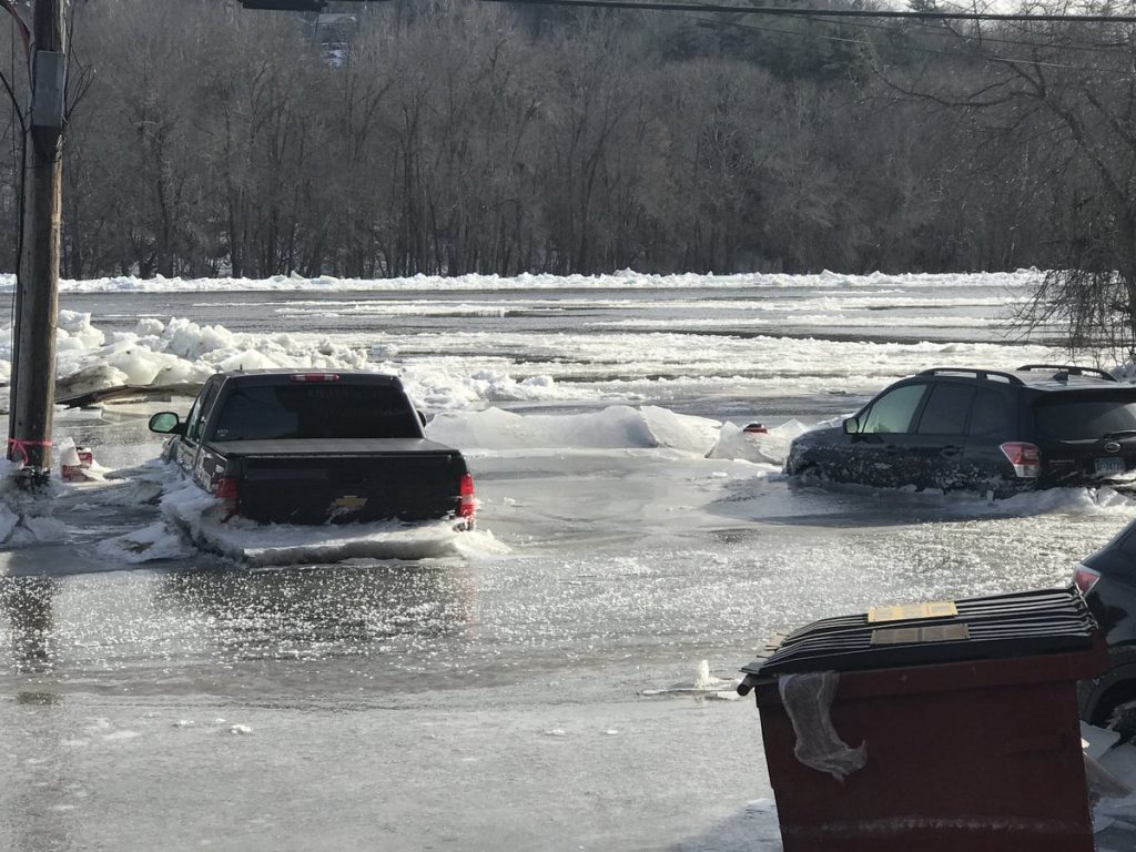 cars trapped in ice hallowell maine