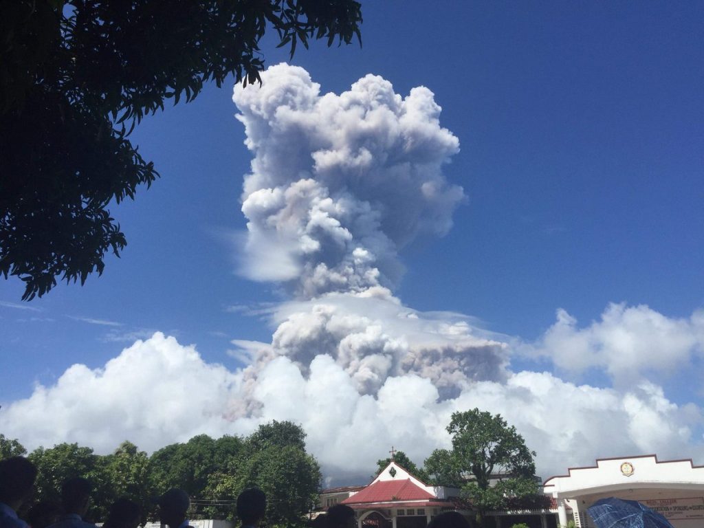 mayon volcano eruption jan 22 2018