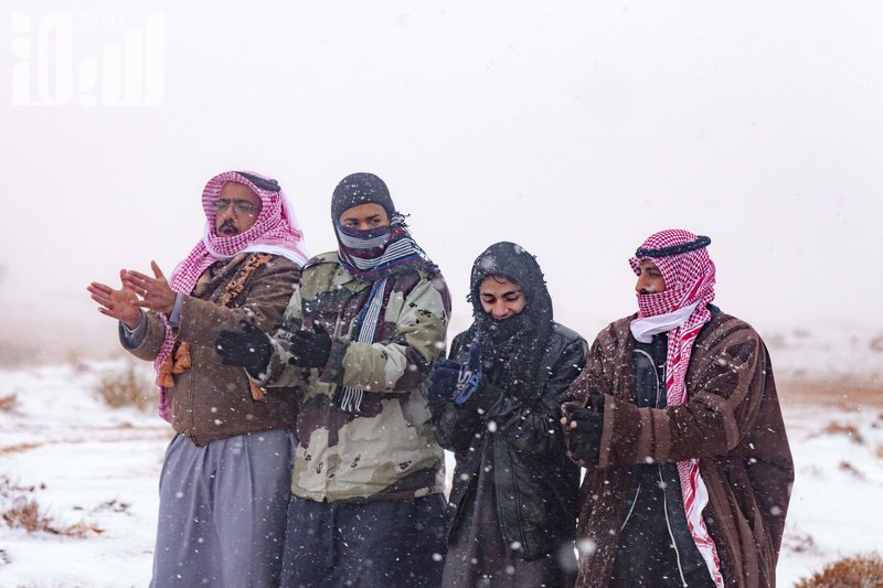 saudi arabia snow desert, saudi arabia snow desert pictures, saudi arabia snow desert video, saudi arabia snow desert january 2018