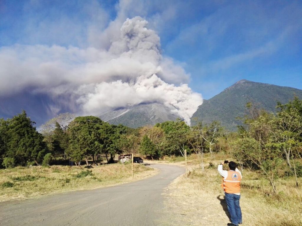Fuego volcano eruption in Guatemala on February 1 2018, Fuego volcano eruption in Guatemala on February 1 2018 pictures, Fuego volcano eruption in Guatemala on February 1 2018 video, Fuego volcano eruption in Guatemala on February 1 2018 photo
