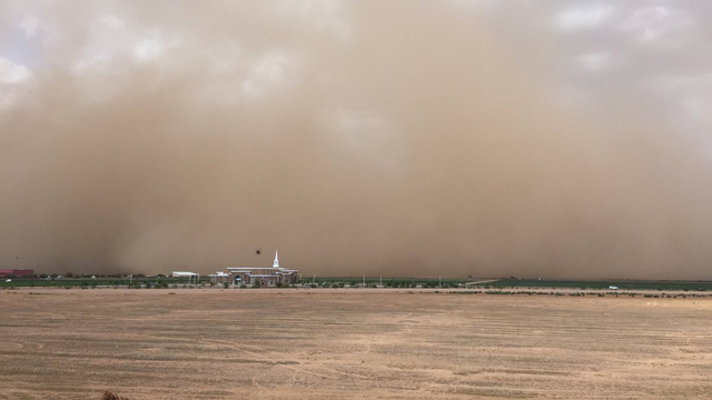 Dust storm engulfs parts of the East Valley near Phoenix on July 5 2018, Dust storm engulfs parts of the East Valley near Phoenix on July 5 2018 pictures, Dust storm engulfs parts of the East Valley near Phoenix on July 5 2018 video