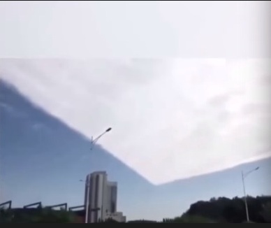 square clouds, mysterious square clouds, strange square clouds, square clouds around the world, square clouds picture, square clouds video