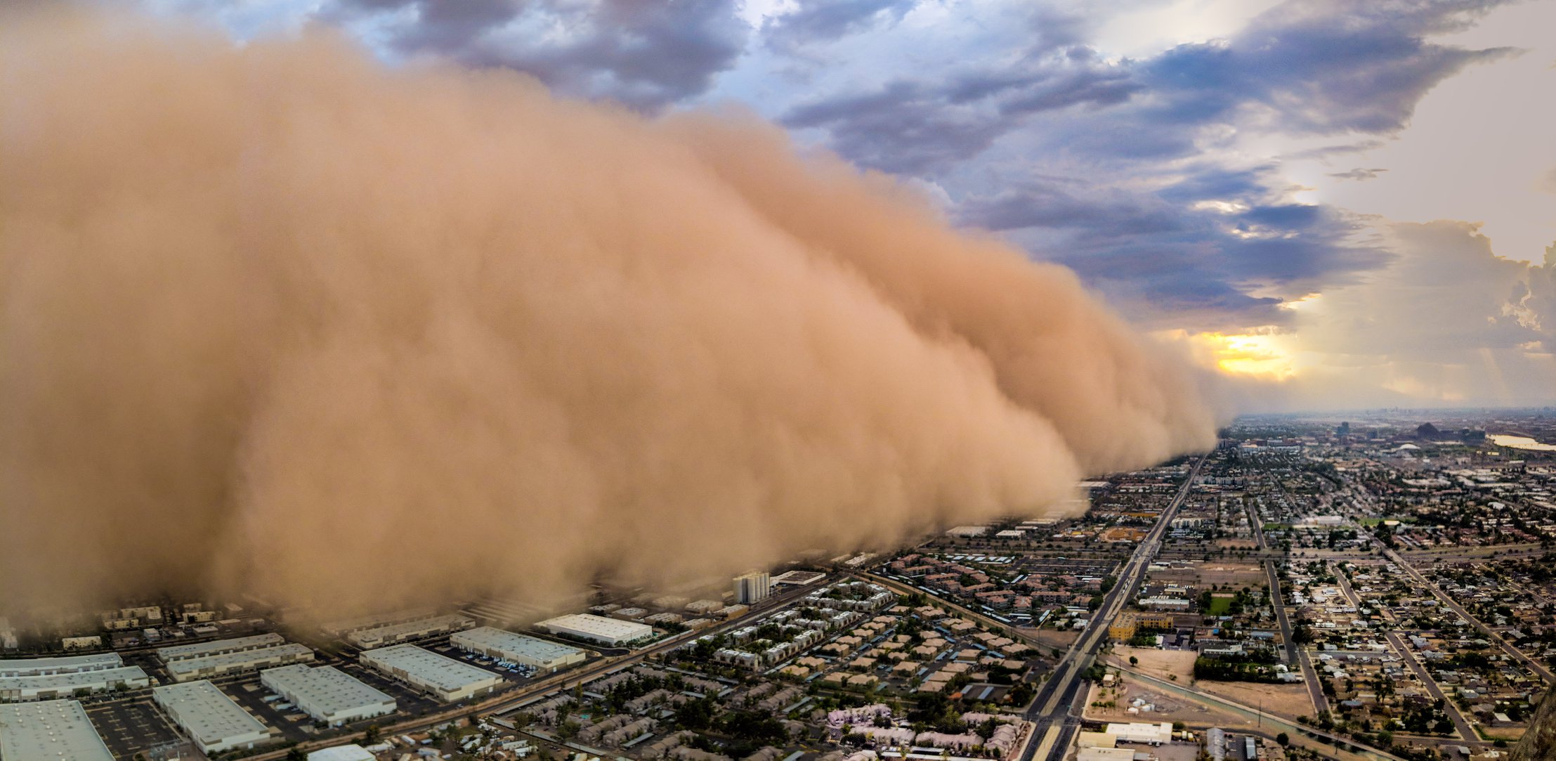В нашей жизни много пыли где то. Песчаная буря Хабуб. Хамсин ветер пустыни. Загрязнение воздуха пылью. Пыльная буря.