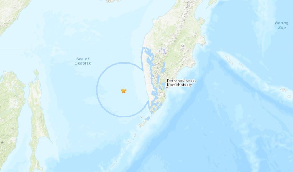 M6.7 earthquake hits off the Kamchatka Russia on October 13 2018, M6.7 earthquake hits off the Kamchatka Russia on October 13 2018 map, M6.7 earthquake hits off the Kamchatka Russia on October 13 2018 video, ebeko volcano eruption october 2018