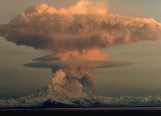 volcanoes in the US map, us volcanoes, most dangerous volcanoes usa, most dangerous volcanic eruption usa, us volcanic eruption