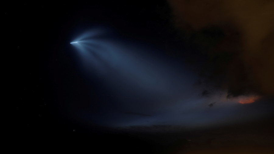 Beautiful Videos of the SpaceX Falcon 9 Rocket Launch Over Los Angeles, Beautiful Videos of the SpaceX Falcon 9 Rocket Launch Over Los Angeles timelapse video, Beautiful Videos of the SpaceX Falcon 9 Rocket Launch Over Los Angeles october 7 2018