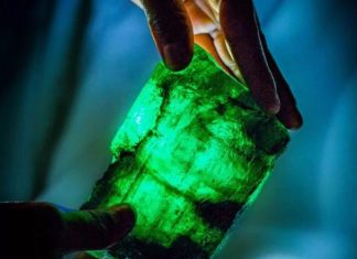 giant emerald zambia, giant emerald zambia africa, giant emerald crystal zambia
