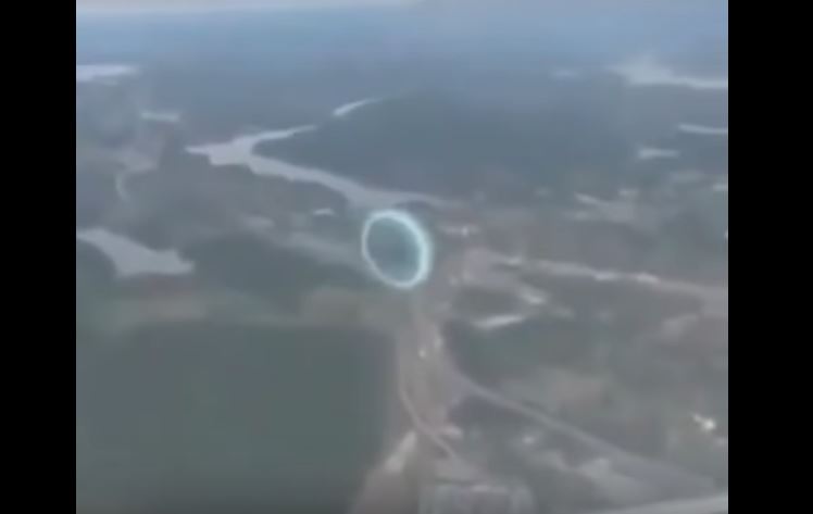 mysterious ring sky usa plane, mysterious ring sky usa plane video, mysterious ring sky usa plane pictures, mysterious ring sky usa plane november 2018
