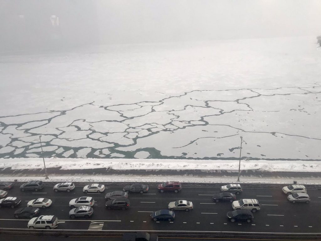 lake michigan frozen, frozen lake michigan, lake michigan freezes during polar vortex