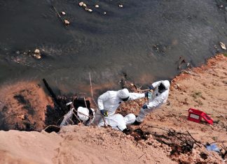 Malaysia Hazmat chemical dumping river