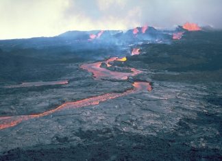 mauna loa eruption, mauna loa activity, mauna loa eruption increases, mauna loa eruption april 2019