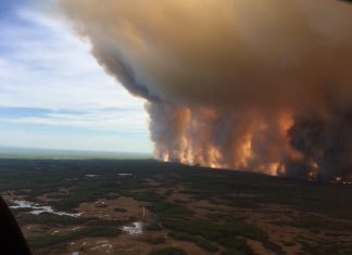 Chuckegg Creek wildfire, Chuckegg Creek wildfire alberta, Chuckegg Creek wildfire photo, Chuckegg Creek wildfire may 2019