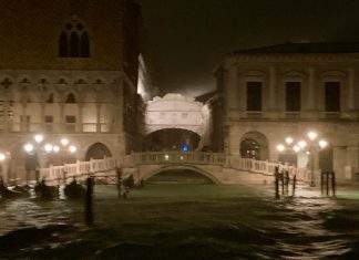 venice flooding unprecedented may 2019, venice flooding unprecedented may 2019 video, venice flooding unprecedented may 2019 pictures