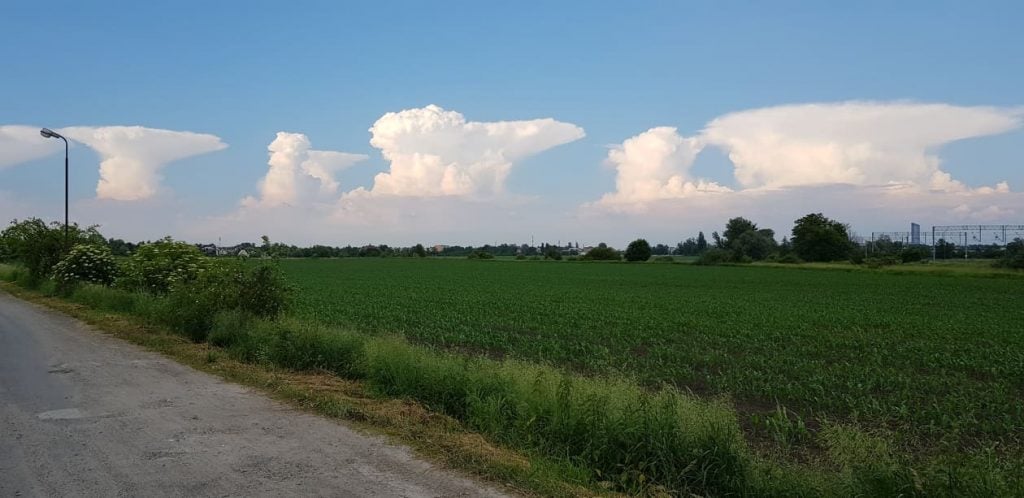 nuclear attack poland clouds, nuclear attack poland clouds pictures, nuclear attack poland clouds video, nuclear attack poland clouds june 2019