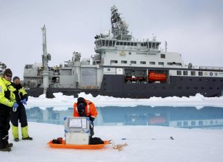 icebreaker blocked by thick ice in Arctic ocean, icebreaker blocked by thick ice in Arctic ocean norway, icebreaker blocked by thick ice in Arctic ocean july 2019, icebreaker blocked by thick ice in Arctic ocean photo