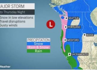 Bomb cyclone whips Northwest with ferocious winds as it moves inland