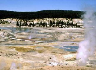 Why is norris Basin in Yellowstone breathing, norris basin in breathing, norris basin is pulsing, mysterious breathing phenomenon norris basin yellowstone
