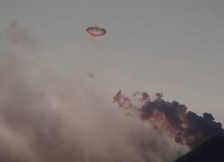volcano smoke ring, volcanic smoke ring, volcanic smoke ring video, A smoke ring puffed by the highest volcano in Kamchatka Russia on April 24