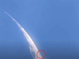 strange objects moon 2020, strange objects april supermoon 2020, What are these strange objects flying close to the moon?