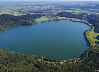 The Laacher See caldera in Germany is bubbling suggesting magma intrusion and degassing, Laacher See caldera Germany Europe bubbling video