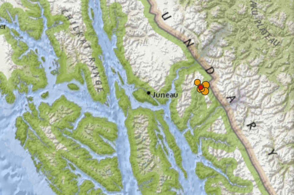enhanced Seismic activity near Mt. Ogden and Wright Glacier about 40 miles east of Juneau, Earthquake swarm near Juneau Alaska linked to glacier movements, WHAT IS CAUSING SEISMICITY NEAR MT. OGDEN IN SOUTHEAST ALASKA?