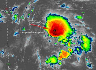 rare weather phenomena above hurricane laura august 2020