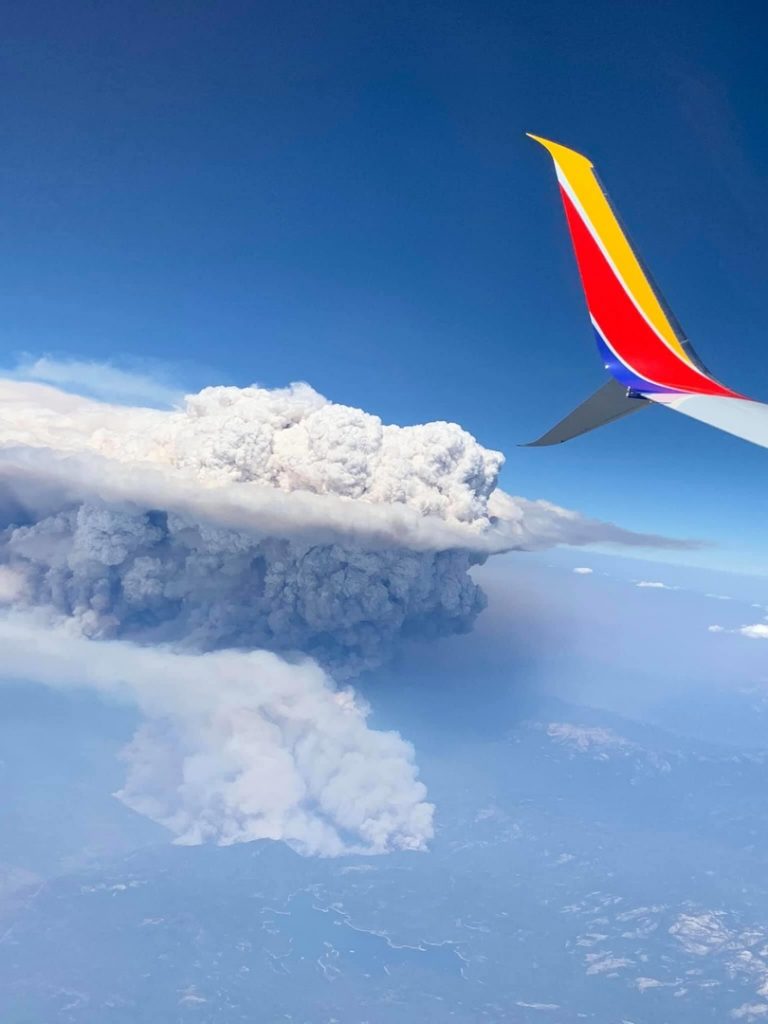 california fire, california fire clouds, california fire clouds look like volcanic eruption, california fire pyrocumulus cloud