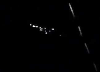Mysterious lights in night sky baffle Hawaii residents. ‘What in the world is this?’