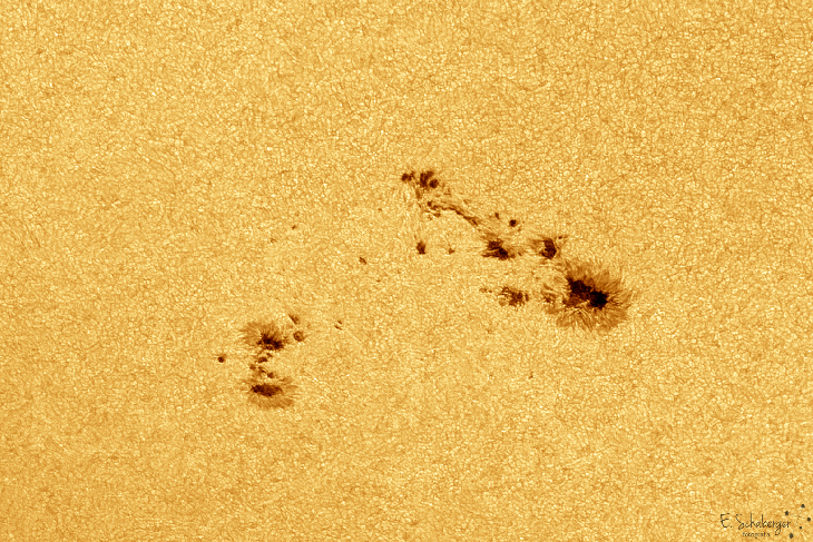 Sunspot AR2860 is big
