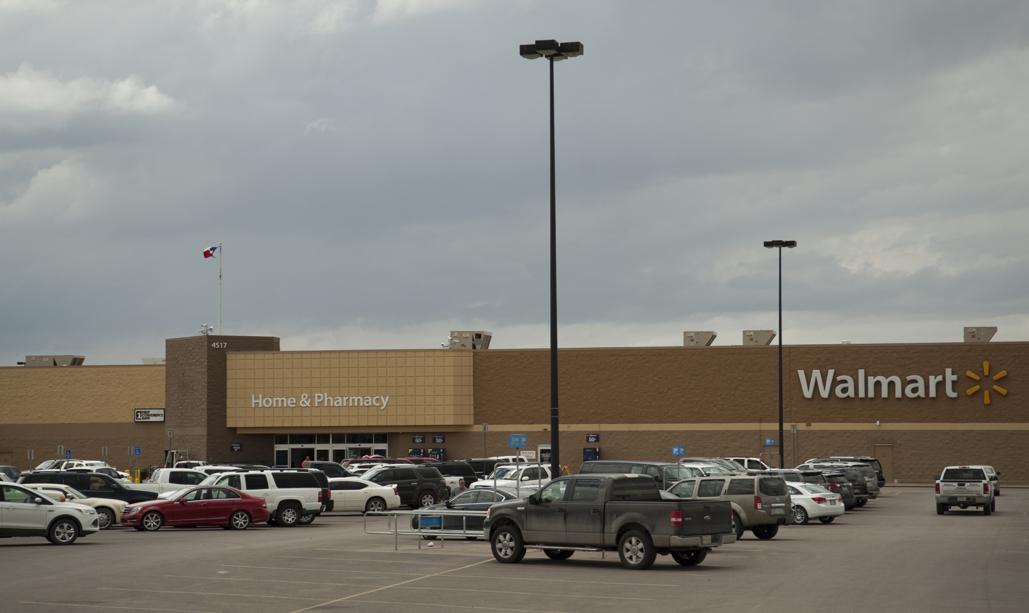 Texans-blame-secret-military-takeover-for-Walmart-closings-secret-tunnels.jpg
