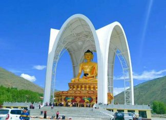 Tibetan Buddha statue destroyed by Chinese officials