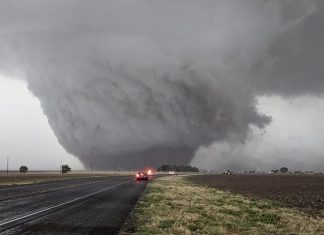 absolute monster supertornado Texas video and pictures