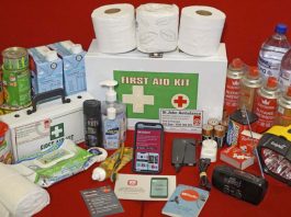 Everything you need in your home emergency kit