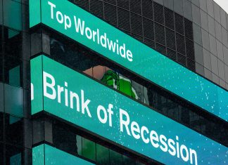 Global economy on the brink of recession