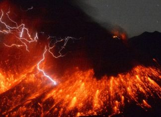 Sakurajima volcano erupts violently in Japan on July 24, 2022