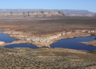 Low water levels at Lake Powell