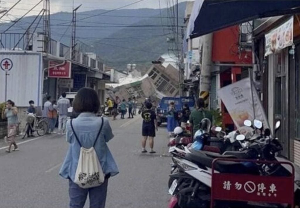 Shallow 6.9 magnitude earthquake hits Taiwan - 2nd major quake there within 19 hours