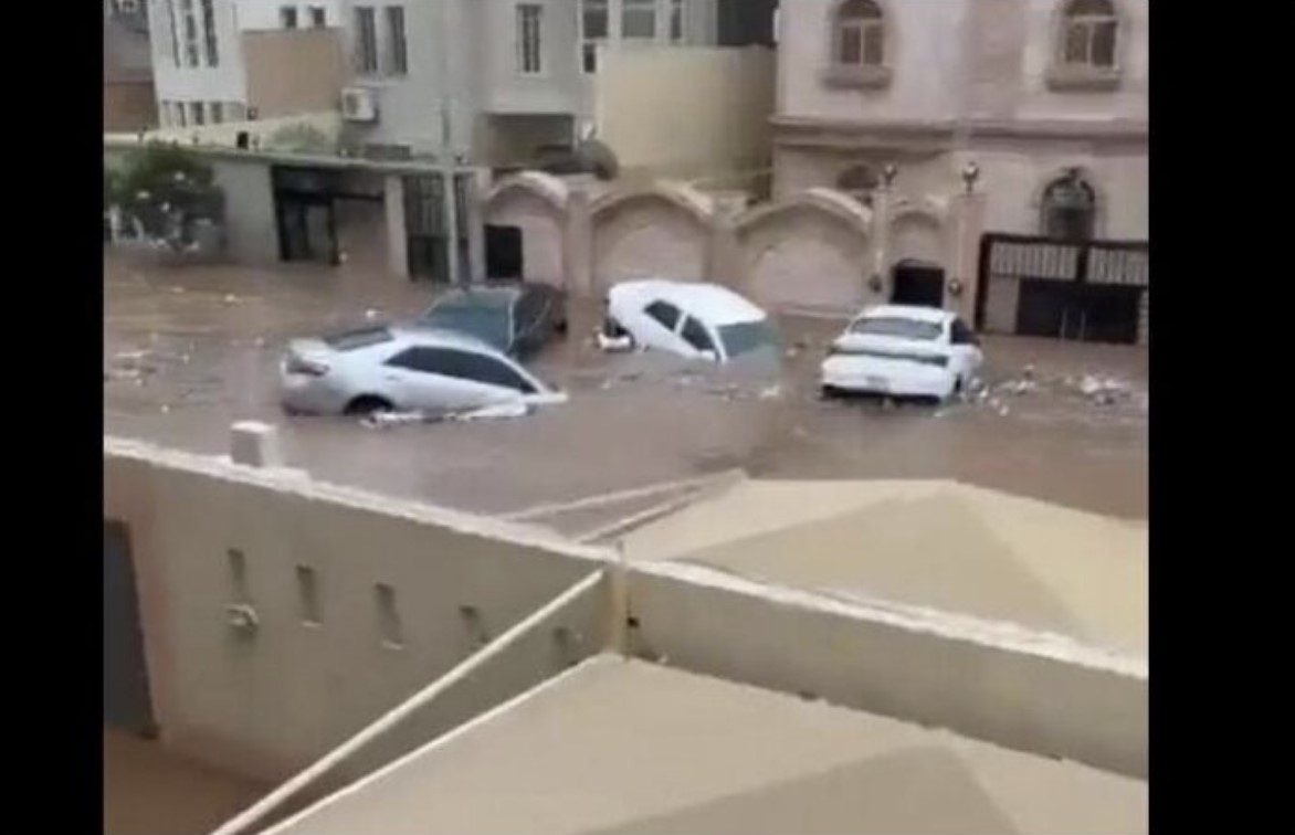 Ситуация в дубае сегодня с наводнением