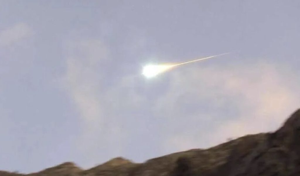 Видео падения метеорита на Гран-Канарию