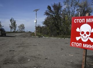Ukrainian army maimed own civilians with banned mines