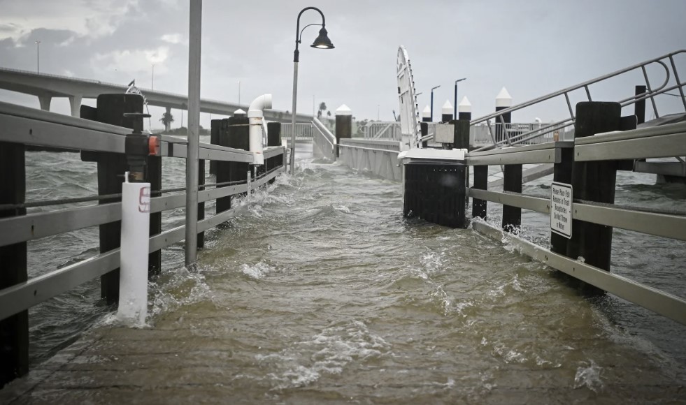 Deadly Tropical Storm Idalia floods parts of South Carolina, including Charleston, after pummeling Florida