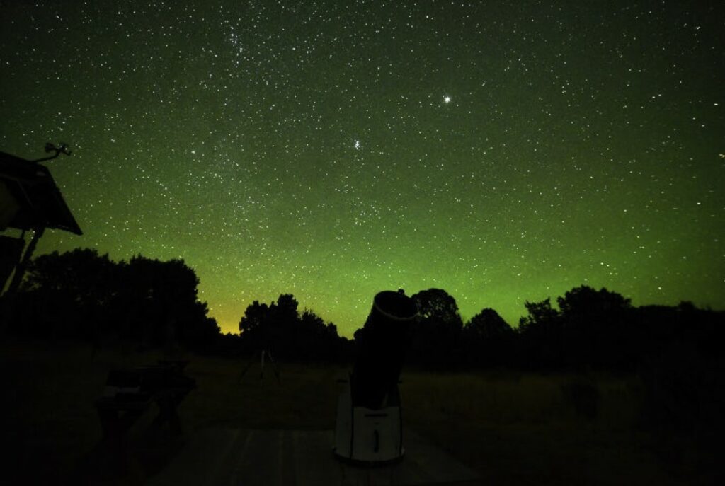 Extremely rare 'bright night' airglow phenomenon appears over Colorado